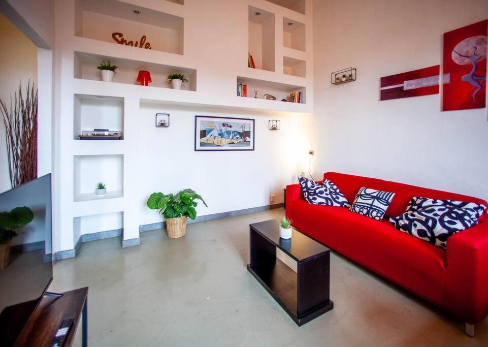 Red House Ostiense Historic Building Apartment Rome Exterior photo